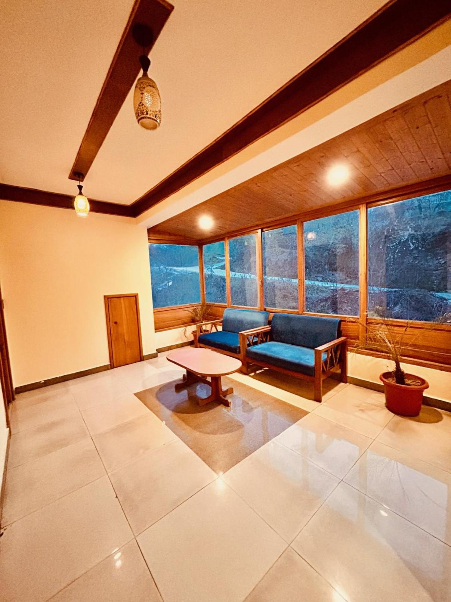 Tanglewood Villa Манали Экстерьер фото